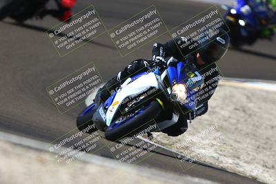media/Sep-21-2025-TrackDaz (Sun) [[277c75b276]]/C Group/1240pm (Turn 2)/